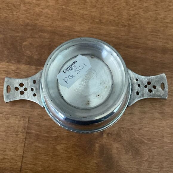 The Highland Quaich Scottish Piper Pewter Bowl - Picture 7 of 11